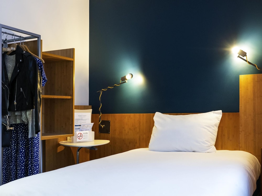 Habitación estándar con una cama individual del hotel ibis Styles Nancy Centre Gare