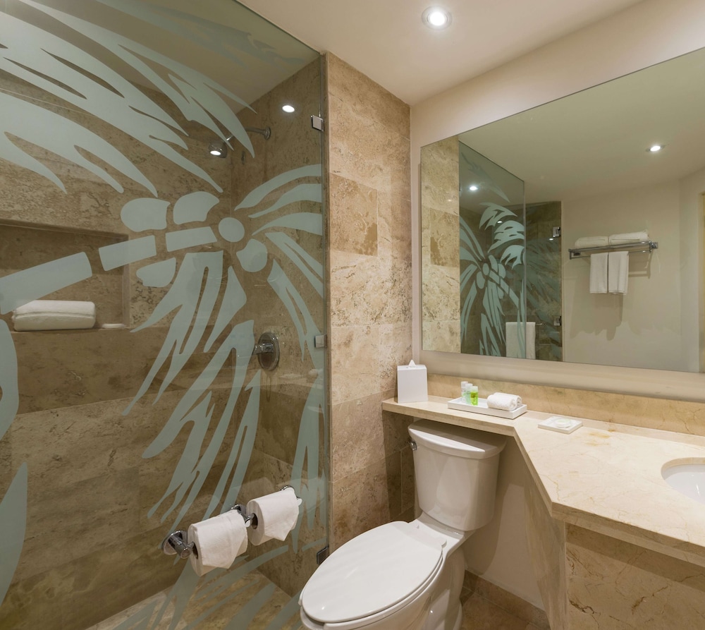 Habitación Premium, 2 camas dobles del hotel The Reef Playacar Resort and Spa - Optional All Inclusive. Foto 10