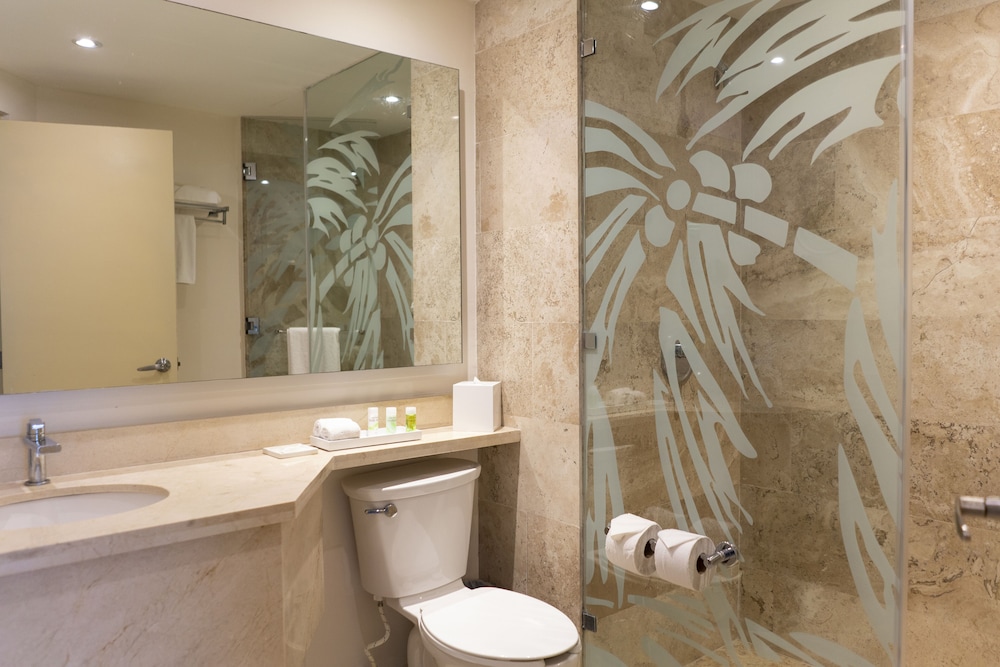 Habitación superior, 2 camas dobles del hotel The Reef Playacar Resort and Spa - Optional All Inclusive. Foto 4