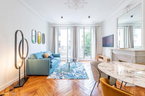 Apartamento de 1 dormitorio con vistas a la ciudad del hotel HotelHome Paris 16