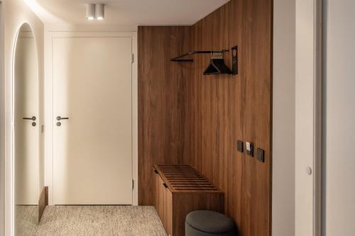 Habitación Triple Business del hotel Airinn Vilnius. Foto 5