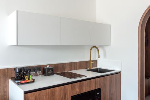 Habitación Doble Business con cocina americana del hotel Airinn Vilnius. Foto 4