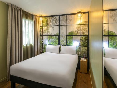 Suite Familiar Estándar con 2 habitaciones comunicadas del hotel ibis Styles Parc des Expositions de Villepinte