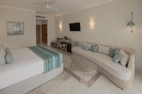 Habitación Premium del hotel Catalonia Royal Tulum - Adults Only All Inclusive. Foto 4