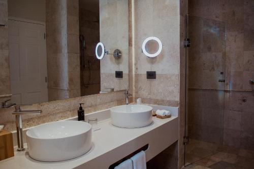 Suite Junior del hotel Catalonia Royal Tulum - Adults Only All Inclusive. Foto 1