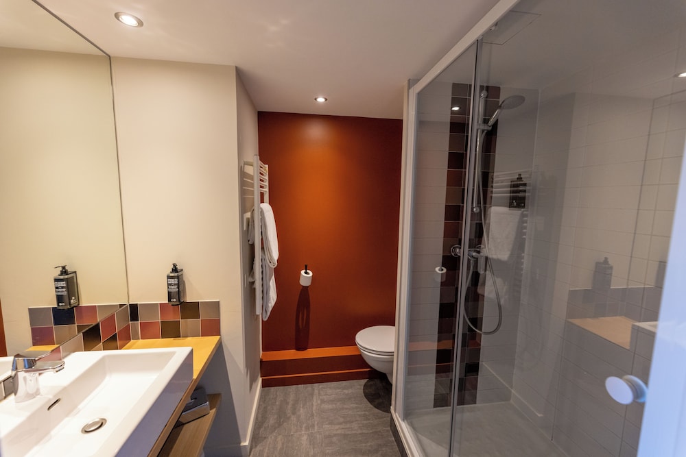 Habitación Classic con 1 cama doble del hotel ibis Styles Saint-Jean-de-Luz Donibane. Foto 5