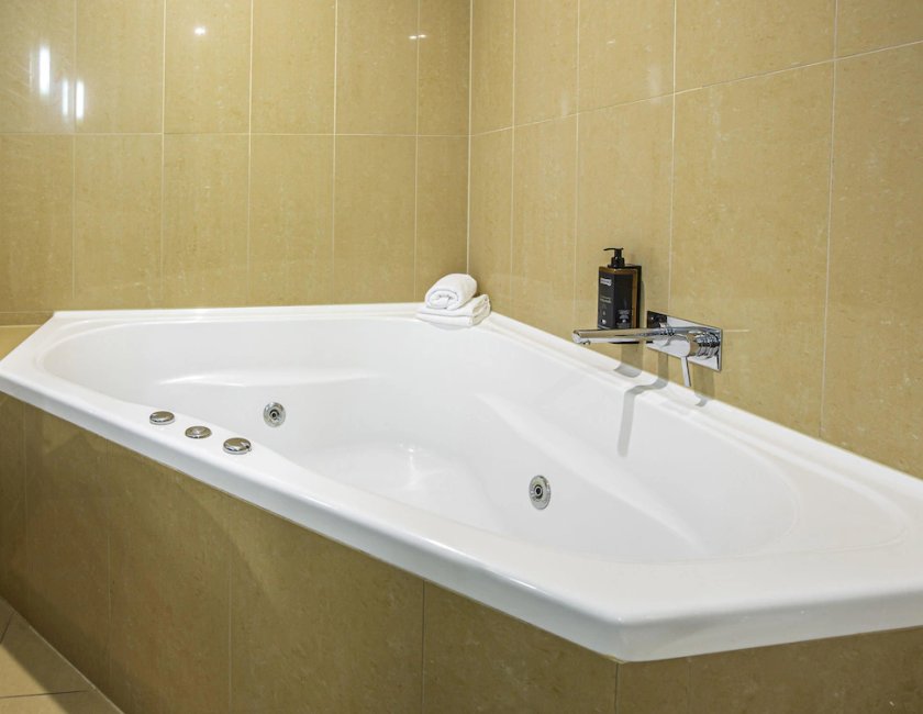 Habitación doble Superior 1 Cama king del hotel Mercure Sydney Liverpool. Foto 1