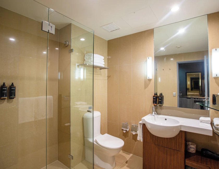 Habitación doble 1 Cama king Accesible Normal del hotel Mercure Sydney Liverpool. Foto 5