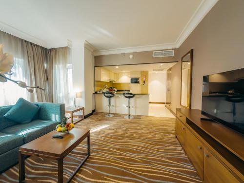 One Bedroom Apartment with Kitchenette del hotel Copthorne Downtown Abu Dhabi. Foto 5