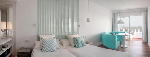 Habitación doble Vista Parcial Mar Balcón o Terraza Superior del hotel Gold By Marina - Adults Only