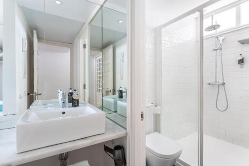 Habitación Doble - Planta baja del hotel Gold By Marina - Adults Only. Foto 2