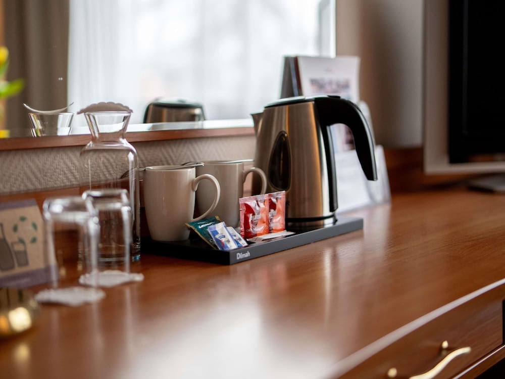 Habitación estándar climatizada con dos camas individuales del hotel Mercure Cieszyn. Foto 8