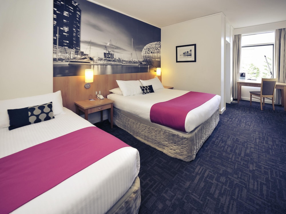 Habitación Estándar 1 Cama Queen y 1 Cama Individual del hotel Mercure North Melbourne