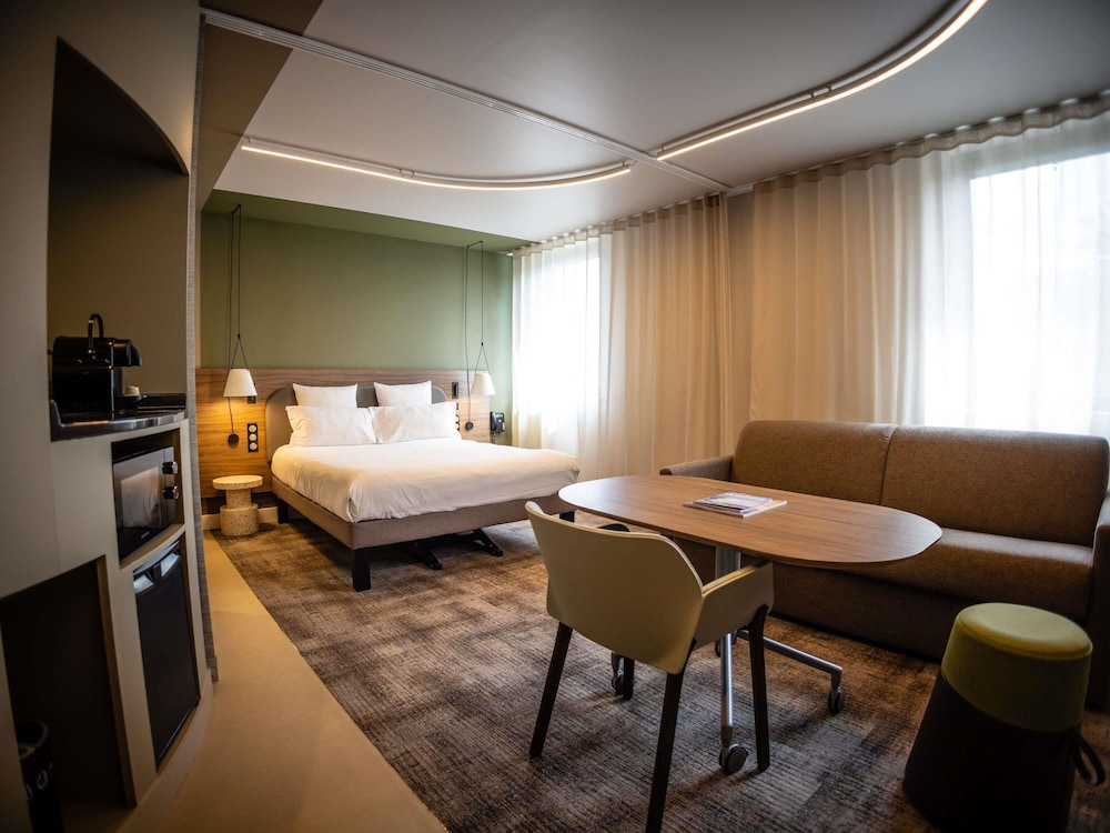 Suite superior, 1 cama doble con sofá cama del hotel Novotel Suites Rouen Normandie. Foto 7