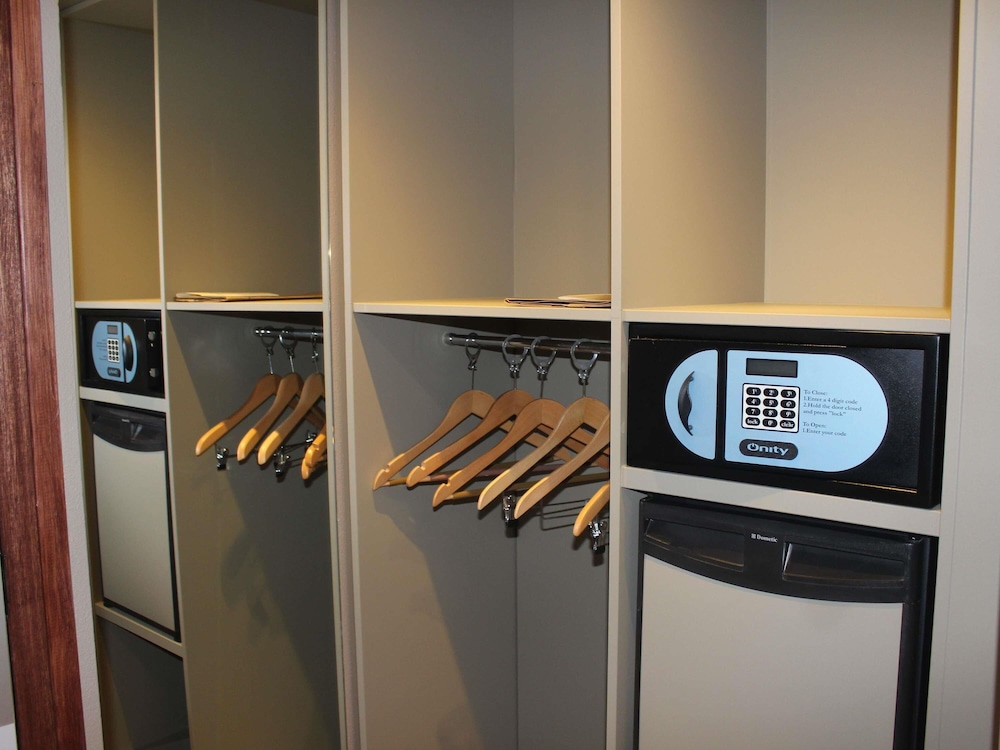 Suite Ejecutiva del hotel Novotel Suites Rouen Normandie. Foto 1