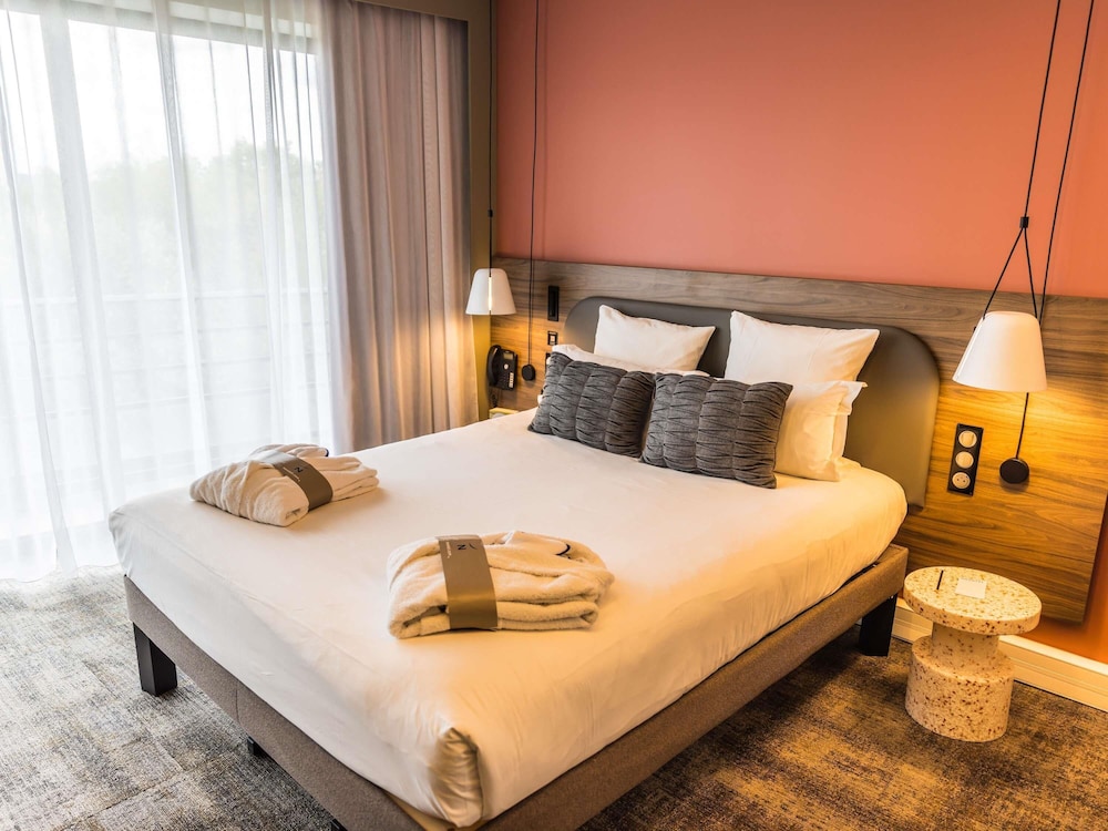 Suite Ejecutiva del hotel Novotel Suites Rouen Normandie. Foto 8