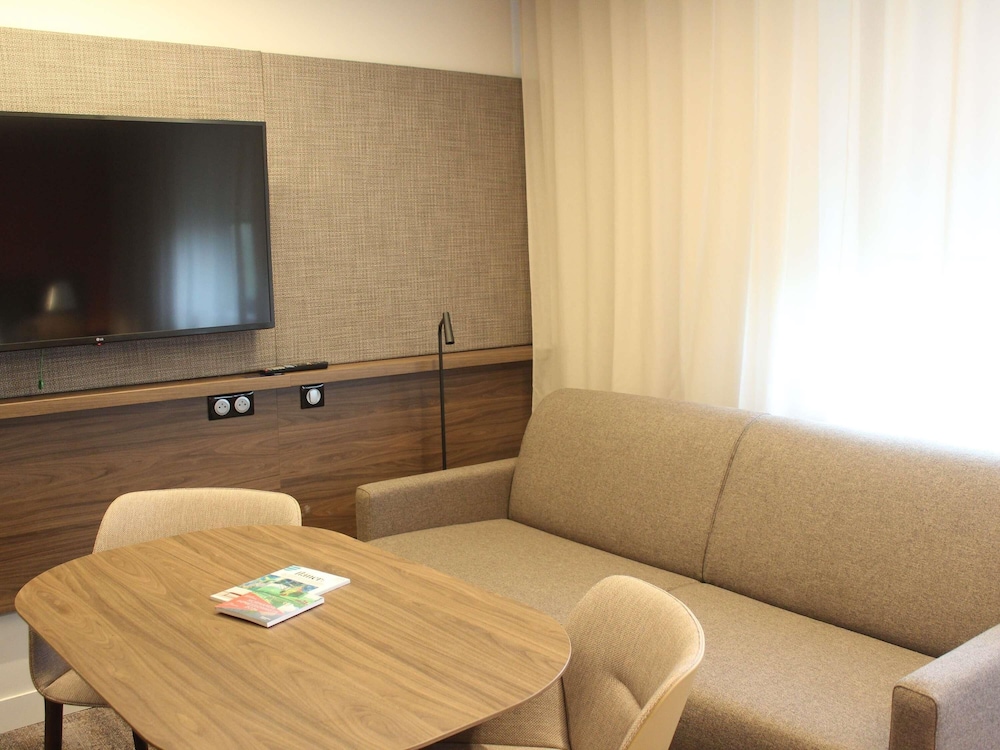 Suite Superior 2 Camas individuales 1 Cama doble kitchenette del hotel Novotel Suites Rouen Normandie. Foto 3