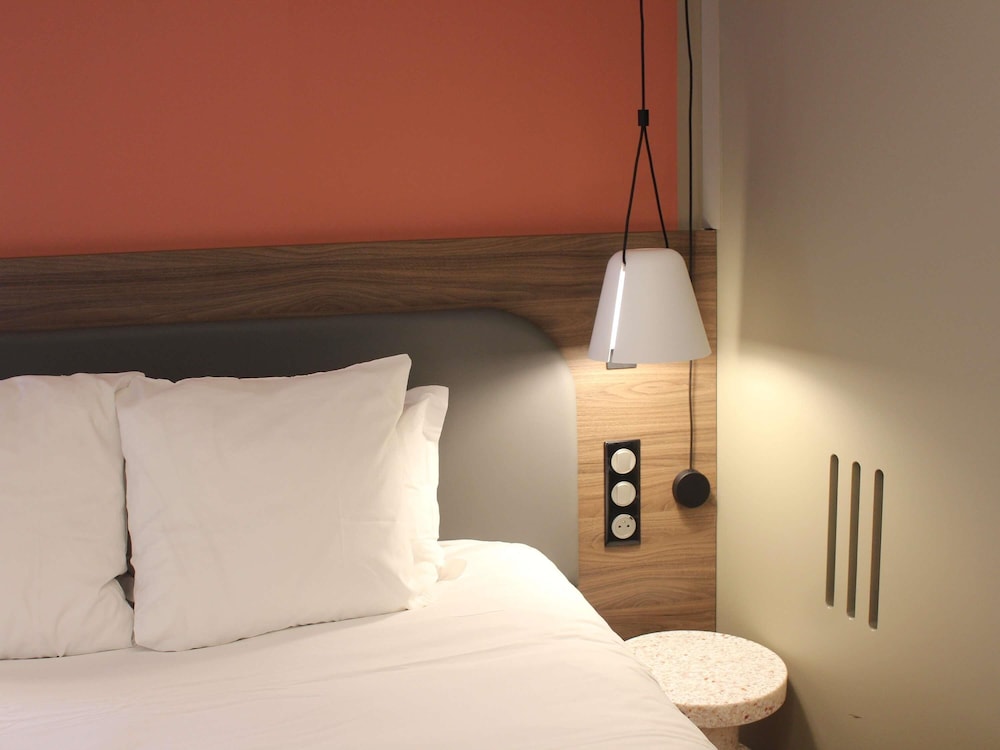 Suite Superior 2 Camas individuales 1 Cama doble kitchenette del hotel Novotel Suites Rouen Normandie. Foto 6
