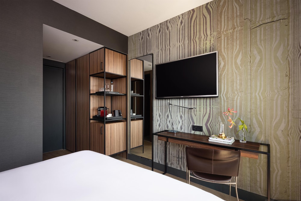 Habitación superior del hotel Nh Collection Amsterdam Flower Market. Foto 10