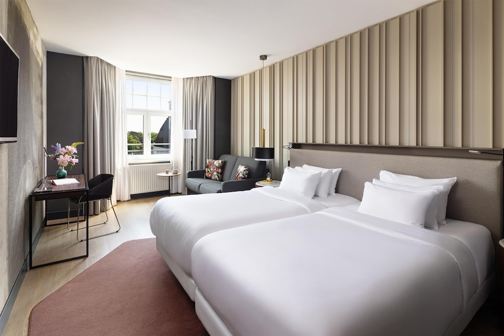 Habitación Premium (Extra Bed 2 adults + 1 child) del hotel Nh Collection Amsterdam Flower Market. Foto 4