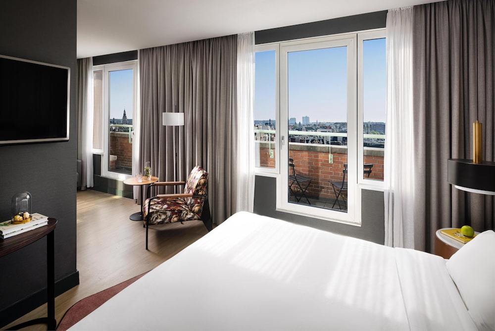 Habitación Premium, balcón (Extra Bed 2 adults + 1 child) del hotel Nh Collection Amsterdam Flower Market
