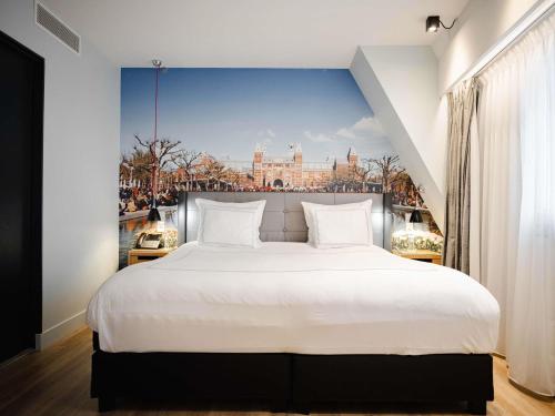Suite con vistas a la ciudad del hotel Swissôtel Amsterdam