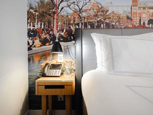 Suite con vistas a la ciudad del hotel Swissôtel Amsterdam. Foto 3