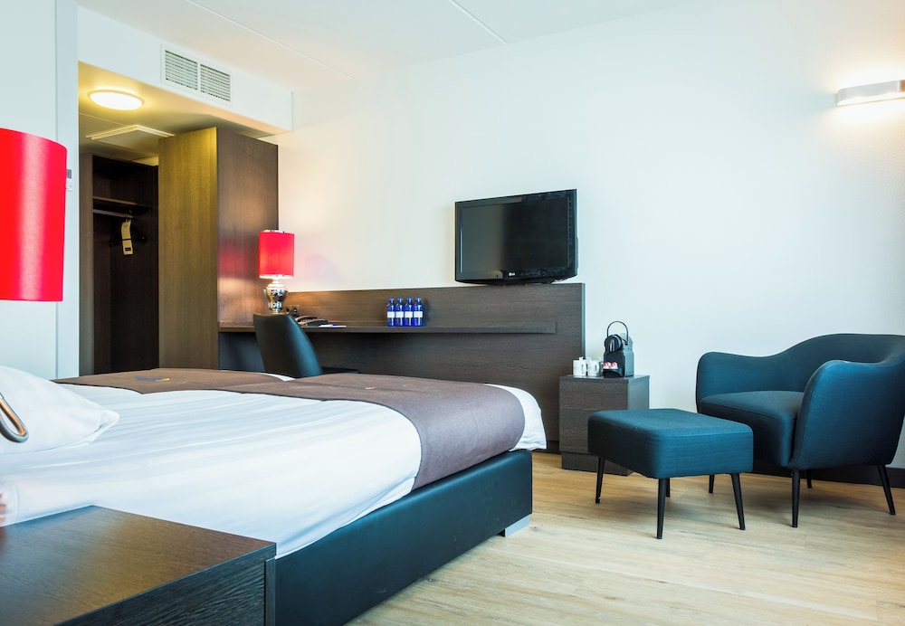 Habitación Deluxe, 2 camas individuales del hotel Bastion Amsterdam Amstel. Foto 1