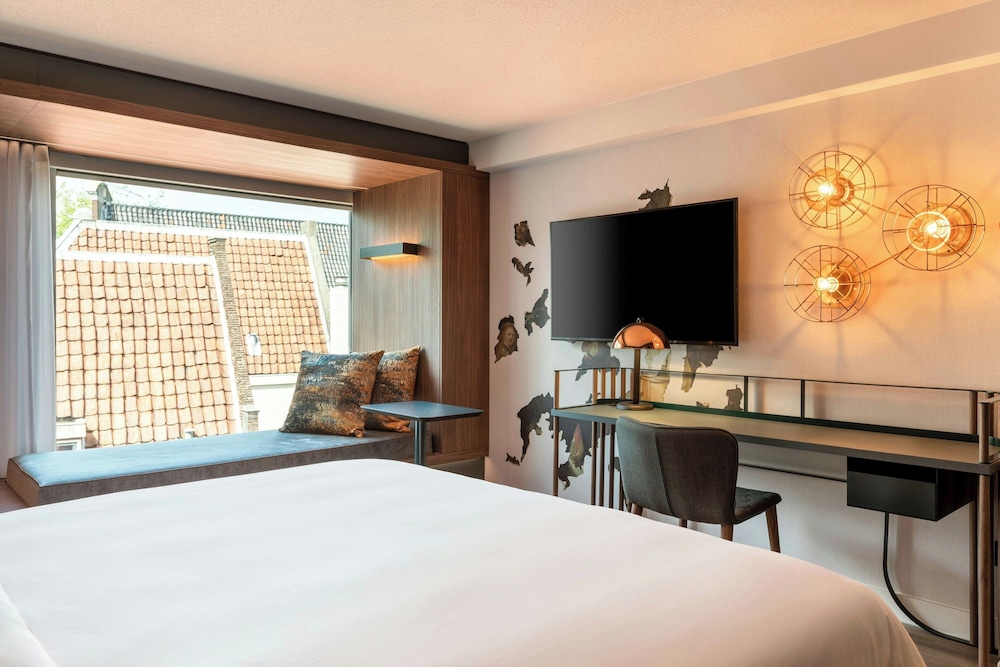 Habitación ejecutiva, 1 cama doble del hotel Renaissance Amsterdam. Foto 11