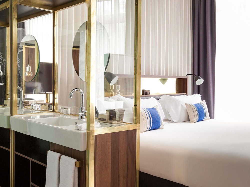 Junior suite 1 Cama king del hotel Ink Amsterdam - Mgallery. Foto 4