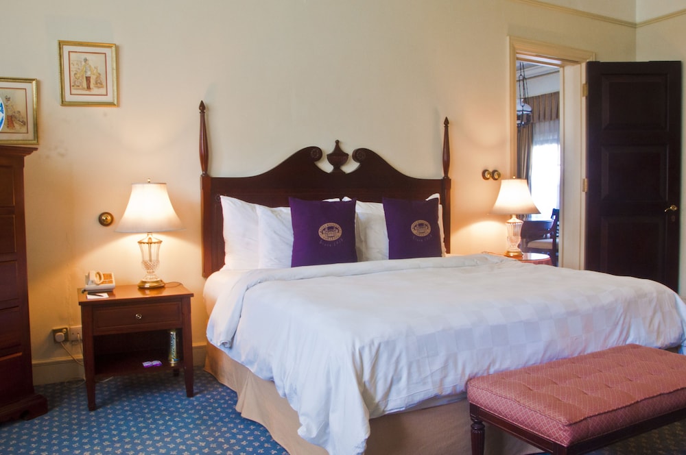 Suite Majapahit Legendary, 1 Cama King del hotel Majapahit Surabaya - Mgallery. Foto 7