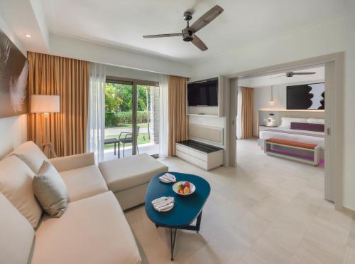 Suite Presidencial Diamond Club de lujo de 1 dormitorio del hotel Royalton Chic Punta Cana, An Autograph Collection All-inclusive Resort and Casino – Adults Only. Foto 5