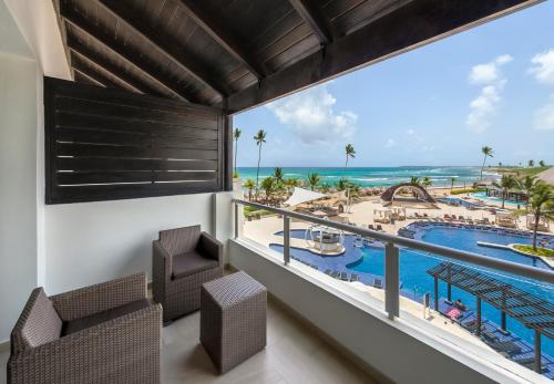 Suite Junior Diamond Club de lujo con vistas al mar del hotel Royalton Chic Punta Cana, An Autograph Collection All-inclusive Resort and Casino – Adults Only. Foto 2