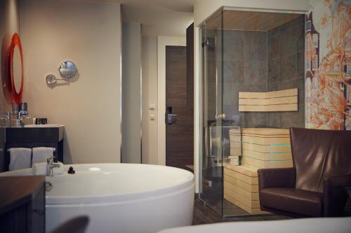 Suite del hotel Inntel Hotels Amsterdam Centre. Foto 5