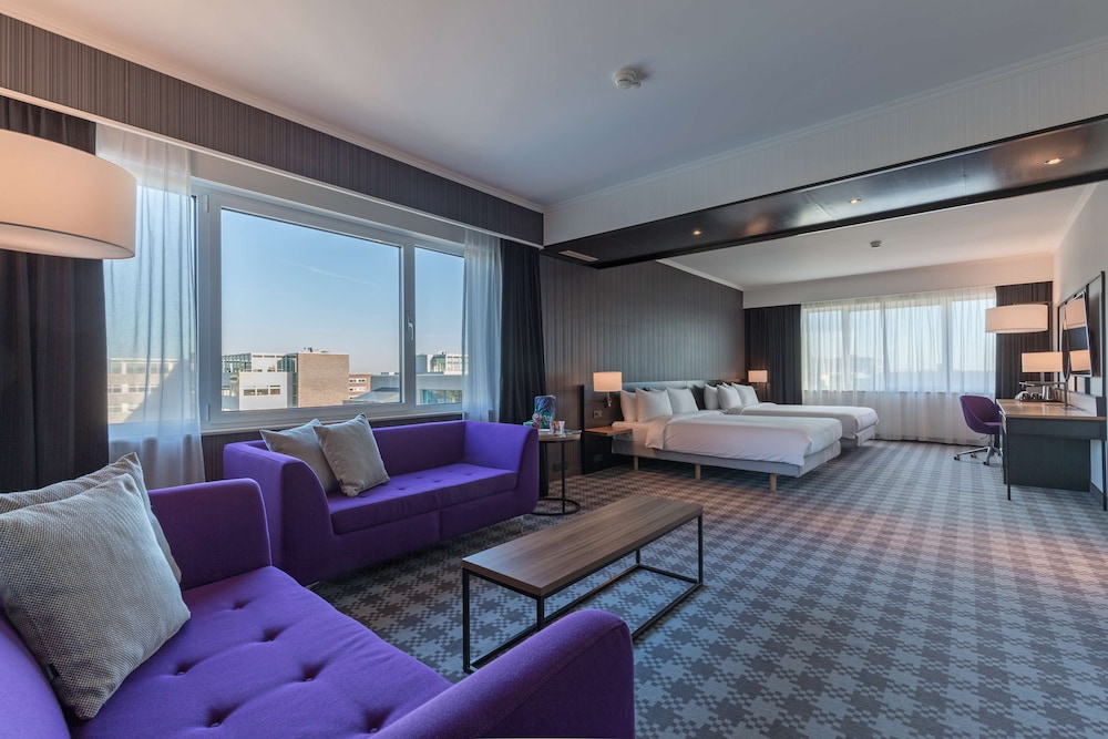 Habitación Familiar del hotel Radisson Blu Amsterdam Airport Schiphol. Foto 4