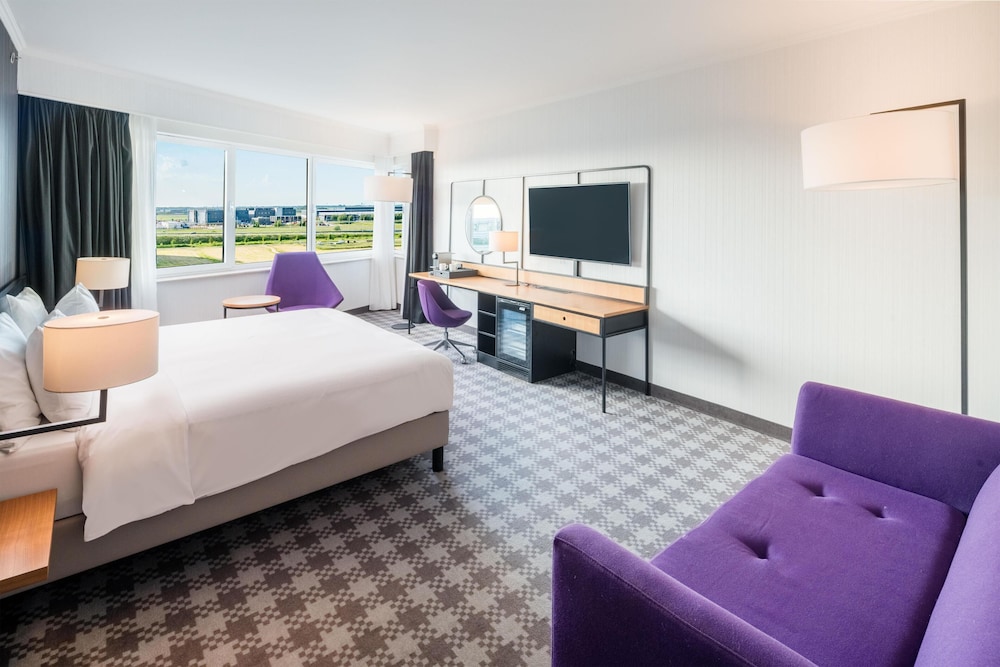 Suite Junior del hotel Radisson Blu Amsterdam Airport Schiphol. Foto 5