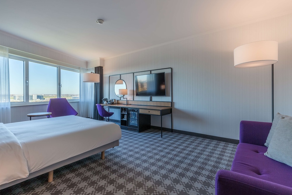 Suite Junior del hotel Radisson Blu Amsterdam Airport Schiphol. Foto 7