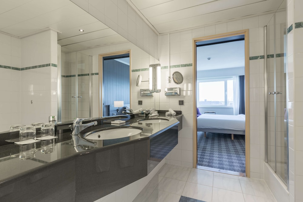 Suite, 1 habitación del hotel Radisson Blu Amsterdam Airport Schiphol. Foto 8