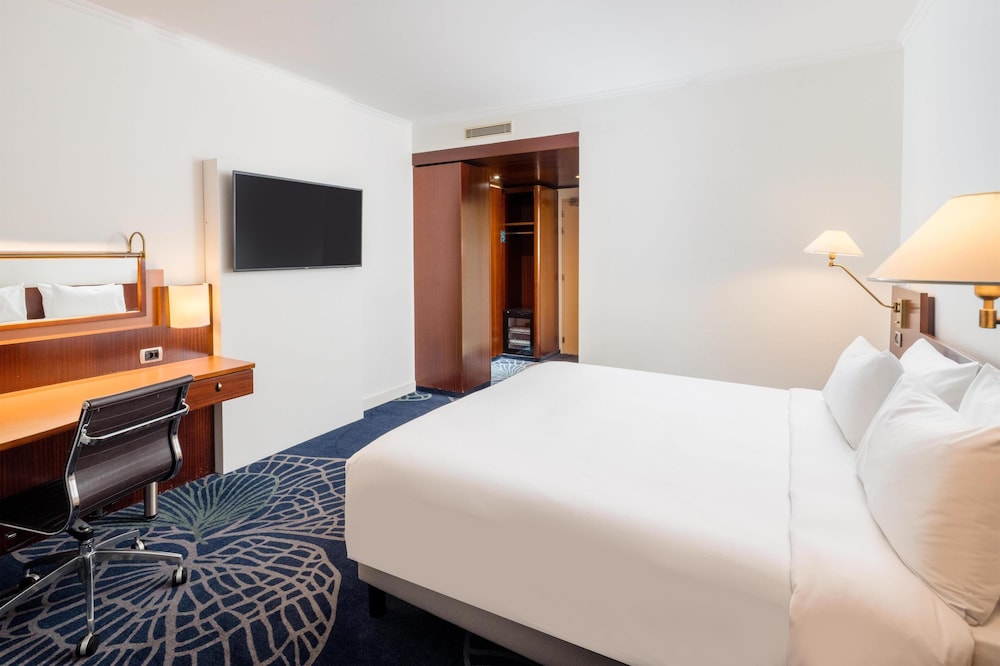 Habitación estándar (High Floor) del hotel Radisson Blu Amsterdam Airport Schiphol. Foto 4