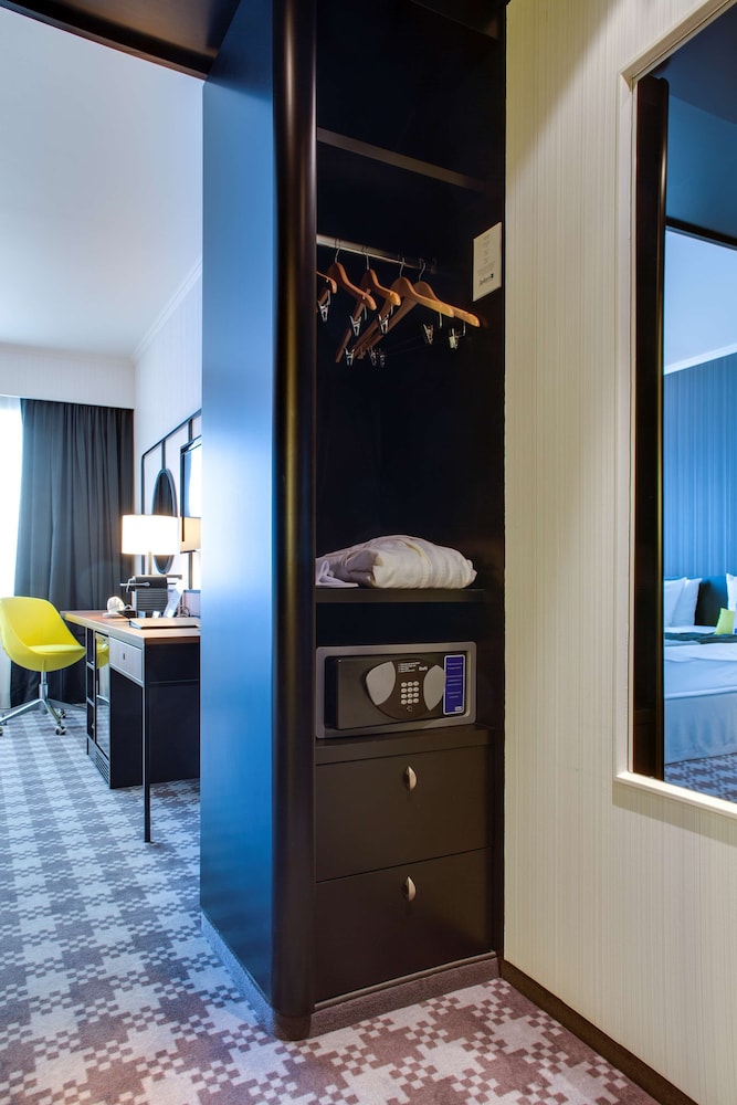 Habitación Familiar del hotel Radisson Blu Amsterdam Airport Schiphol. Foto 4