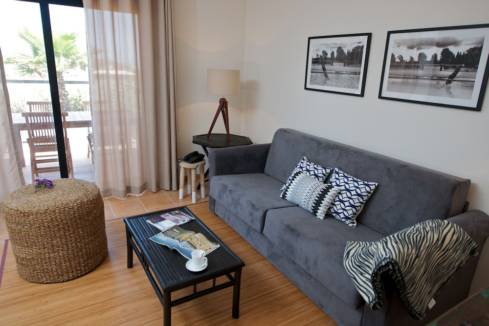 Villa superior, 2 habitaciones del hotel Fuerteventura Origo Mare By Pierre & Vacances. Foto 7