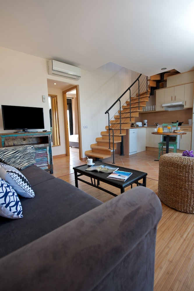 Villa superior, 2 habitaciones del hotel Fuerteventura Origo Mare By Pierre & Vacances. Foto 4