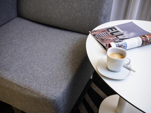 Habitación Doble Estándar - 2 camas del hotel Novotel Amsterdam City. Foto 5