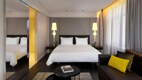 Habitación Executive con cama extragrande del hotel Park Plaza Victoria Amsterdam