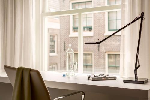 Habitación Doble Superior con vistas - 1 o 2 camas del hotel Nh Collection Amsterdam Barbizon Palace. Foto 5