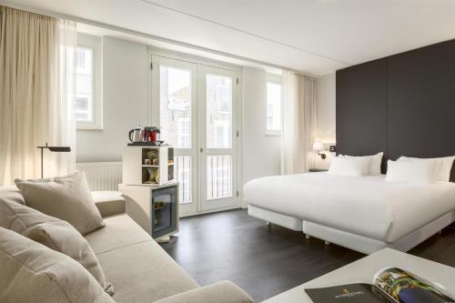 Habitación Doble Superior con vistas - 1 o 2 camas del hotel Nh Collection Amsterdam Barbizon Palace. Foto 11