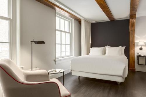 Habitación Doble Superior con vistas - 1 o 2 camas del hotel Nh Collection Amsterdam Barbizon Palace. Foto 13
