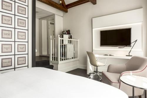 Habitación Doble Premium - 1 o 2 camas del hotel Nh Collection Amsterdam Barbizon Palace. Foto 8