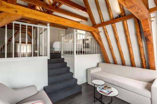 Suite Junior del hotel Nh Collection Amsterdam Barbizon Palace. Foto 3