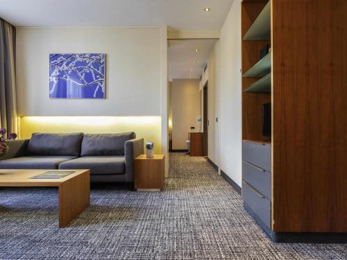 Suite Superior con cama extragrande del hotel Pullman Eindhoven Cocagne